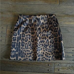 H&M cheetah mini skirt